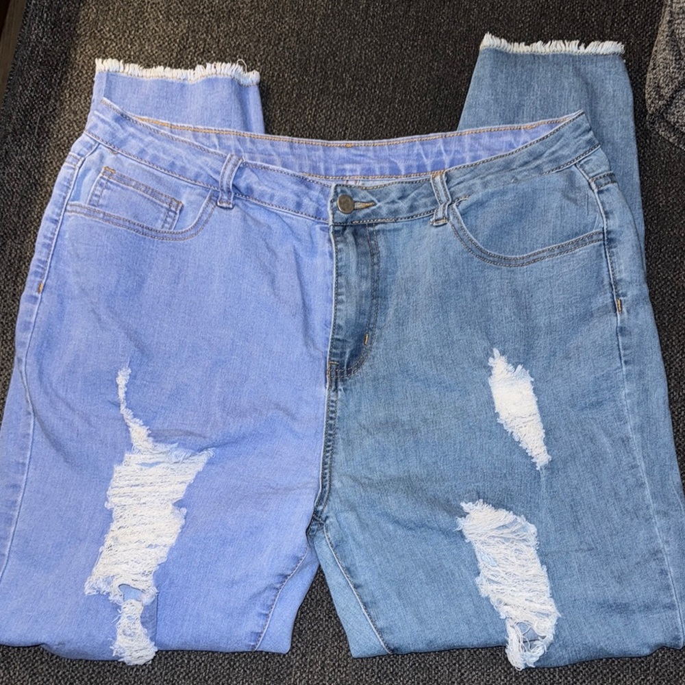 Two-Tone Distressed Women's Jeans